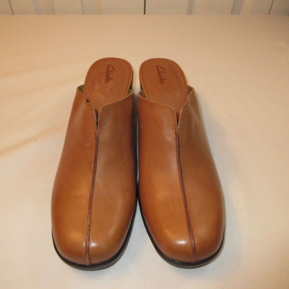 Women’s Clark Slip-On Heeled Leather Shoes US Size 10 - Picture 3 of 10